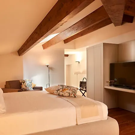 Hotel Relais - Palazzo Greco Stella *